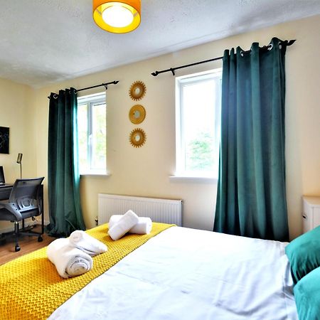 Manchester Townhouse By Bevolve - 4 Bedrooms - Free Parking Exteriér fotografie