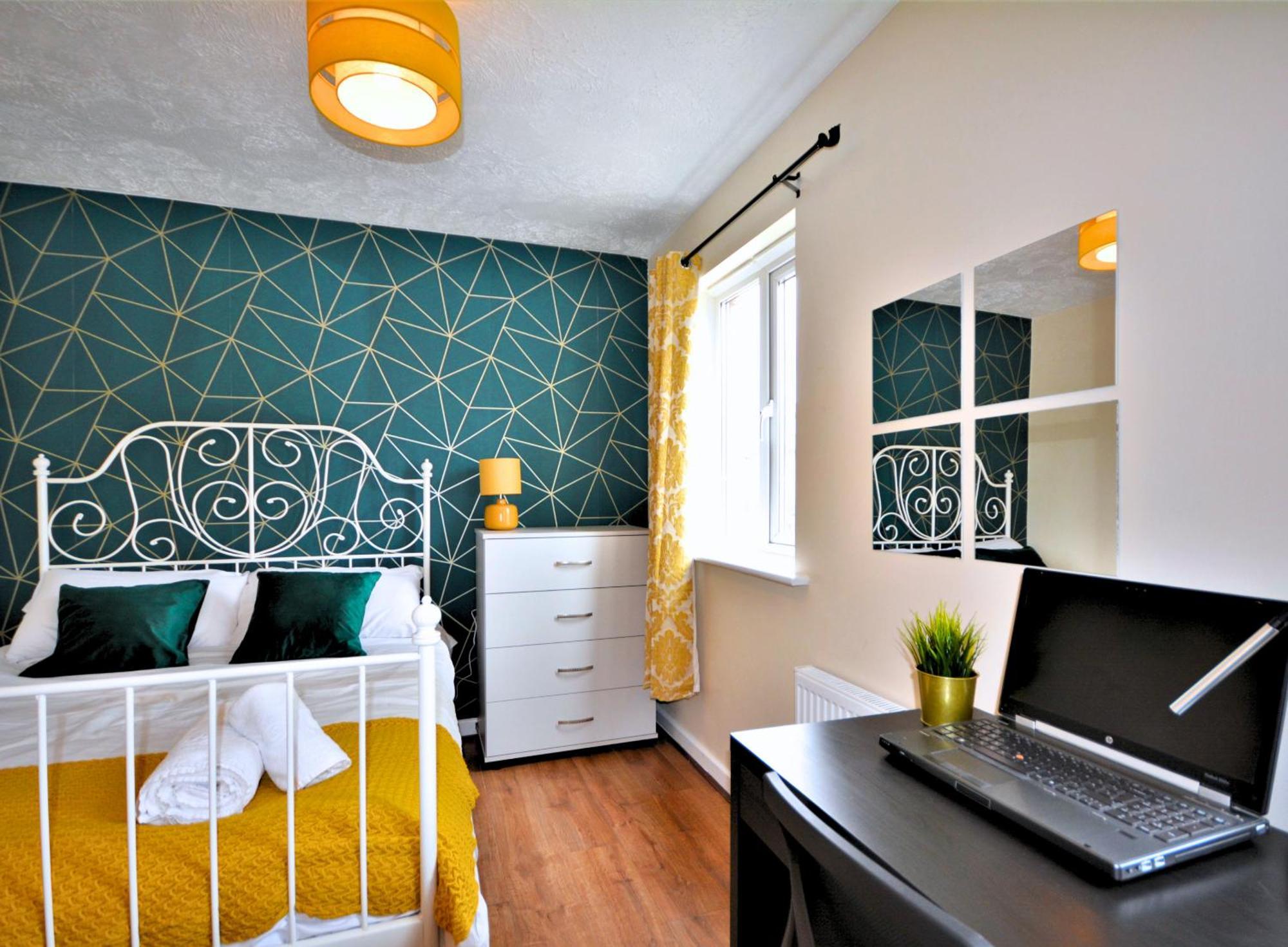 Manchester Townhouse By Bevolve - 4 Bedrooms - Free Parking Exteriér fotografie