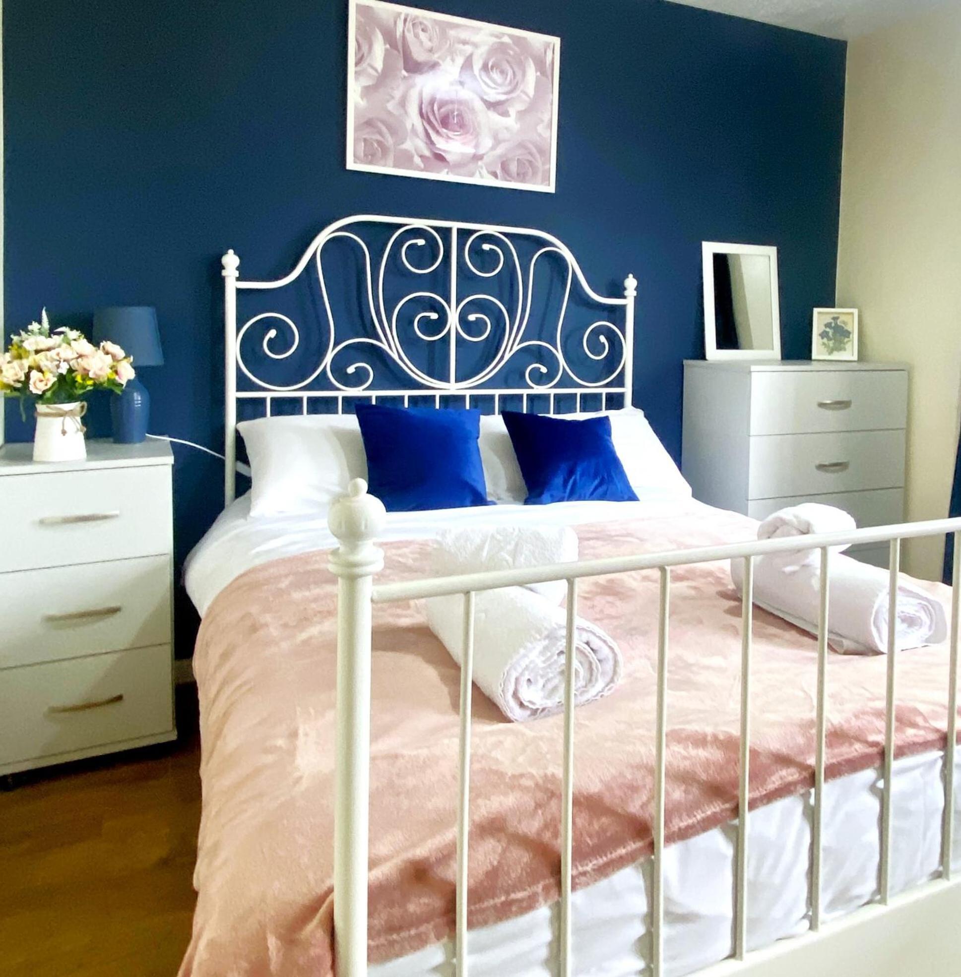 Manchester Townhouse By Bevolve - 4 Bedrooms - Free Parking Exteriér fotografie